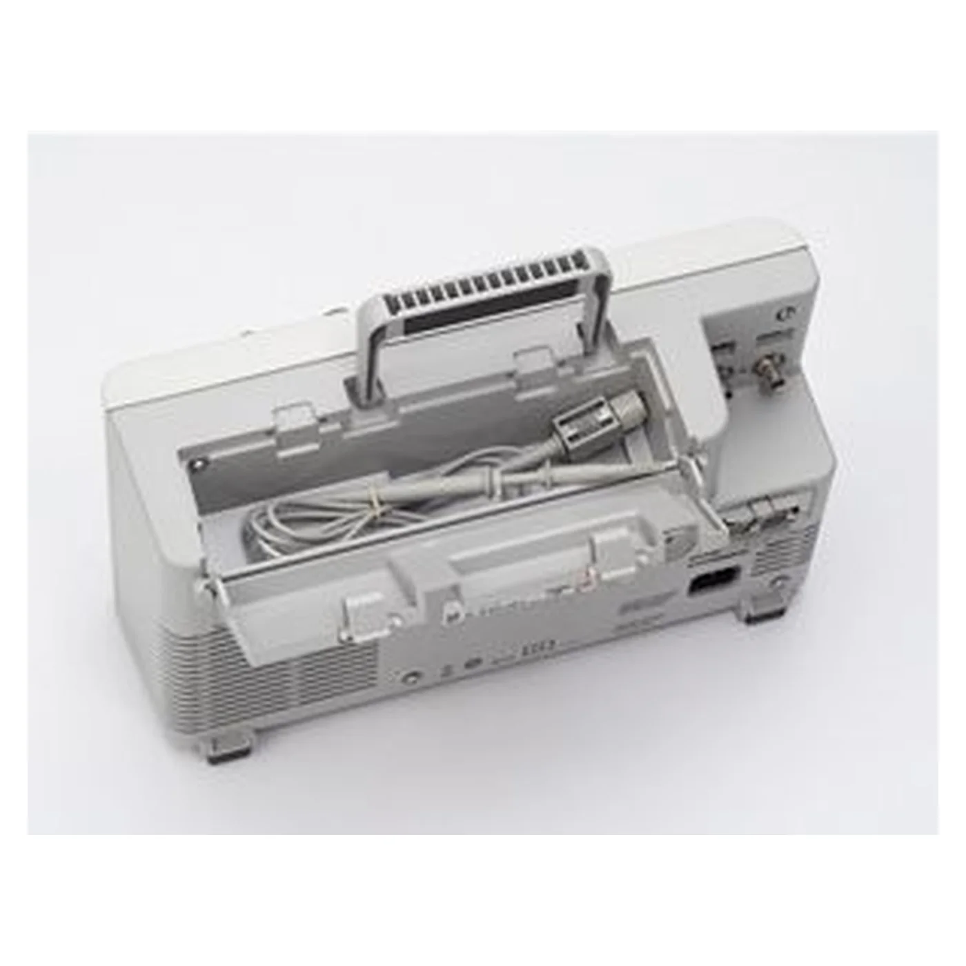 Keysight DSOX2022A 示波器正面显示与控制面板