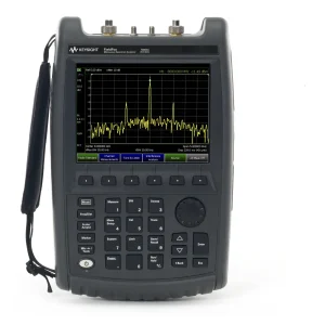 Keysight N9938A FieldFox 手持分析仪白底主图